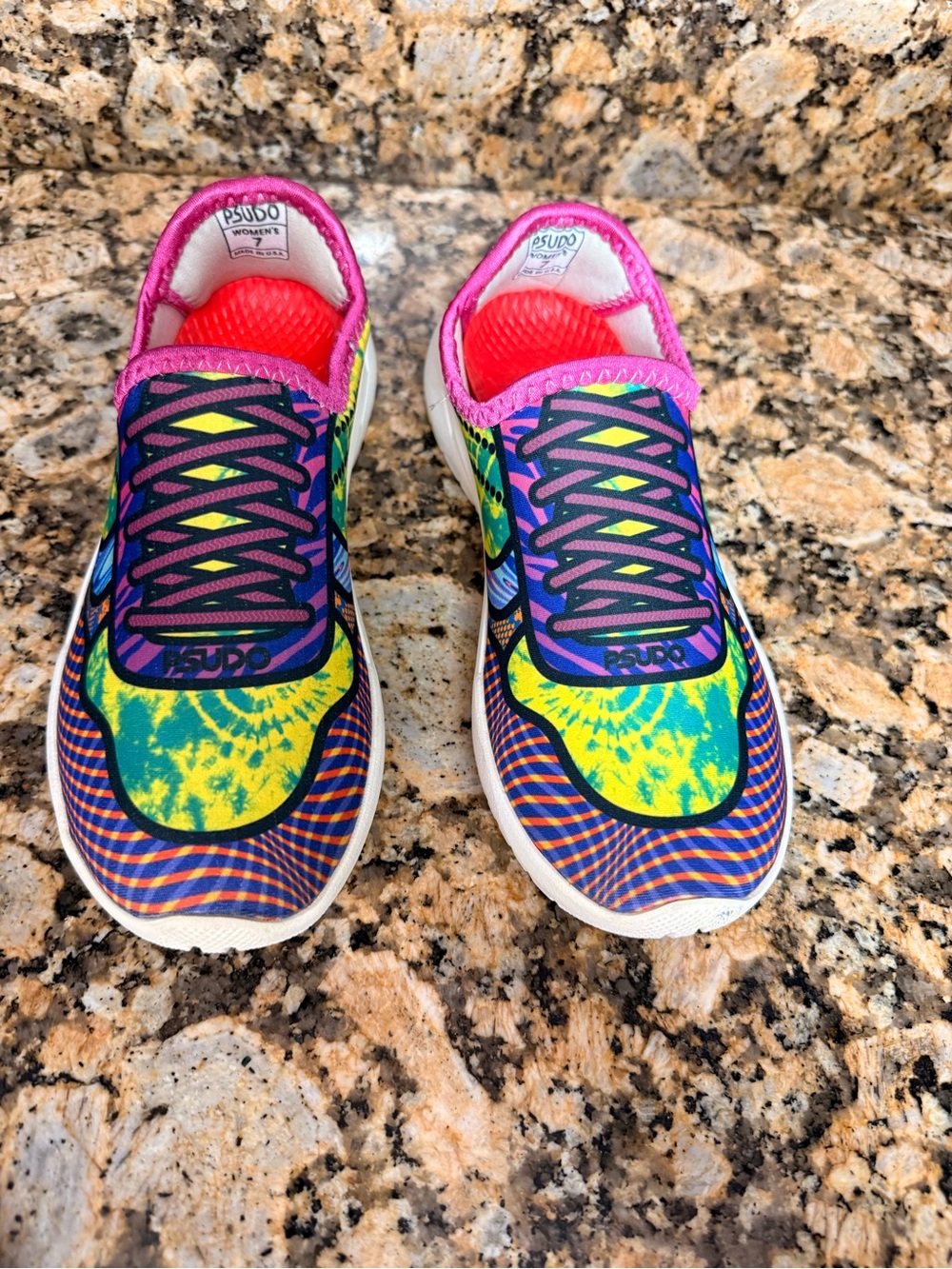 PSUDO Womens Cosmic Court Slip On Sneakers. Size 7 Excellent Condition USA Made